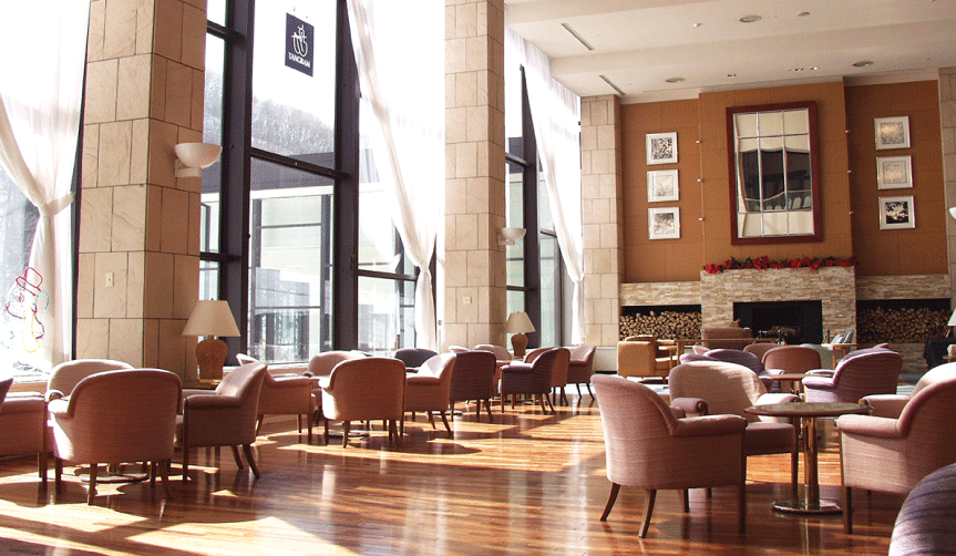 the lounge of TANGRAM MADARAO TOKYU Hotel & Resort