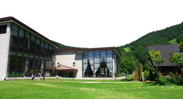 the exterior of TANGRAM MADARAO TOKYU Hotel & Resort